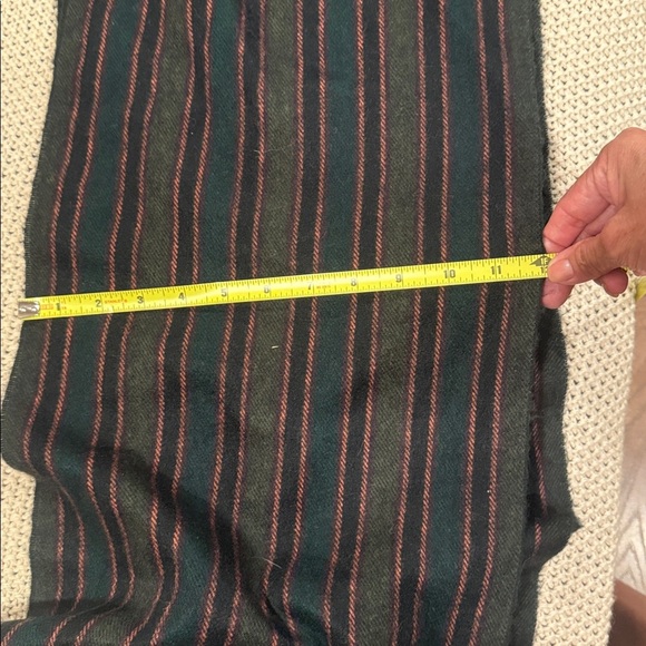 Striped Black and pink women’s 100%cashmere made England Scarf 65 Long - Picture 3 of 4